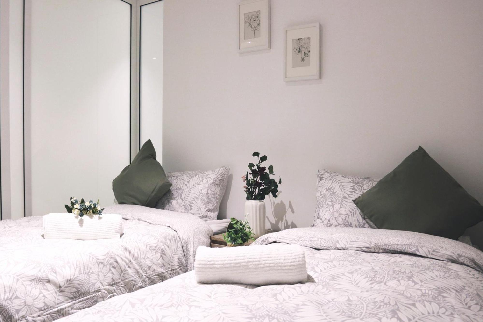 Absolute Collins Apartments Melbourne Bagian luar foto